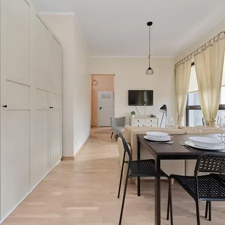 דירה Colorful Energy Deluxe With Parking In By Renters Prestige *