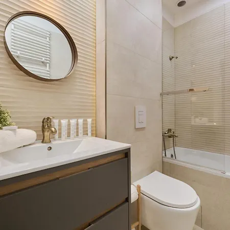 דירה Colorful Energy Deluxe With Parking In By Renters Prestige *