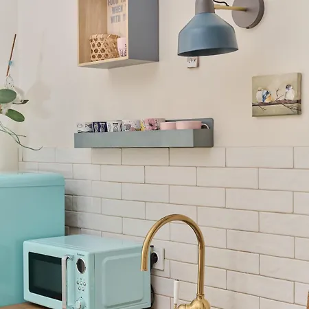 דירה Colorful Energy Deluxe With Parking In By Renters Prestige